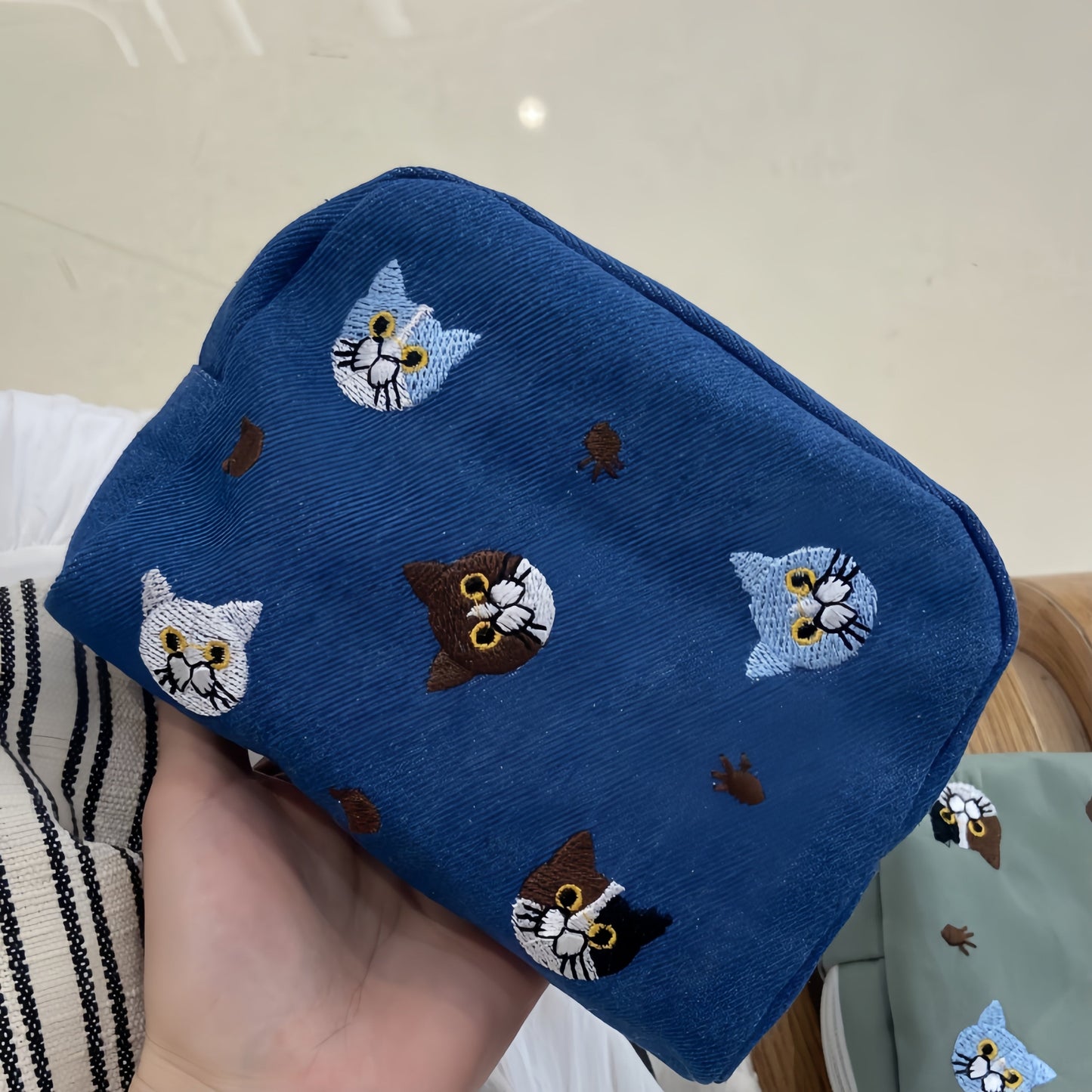 Cat Embroidery Storage Bag